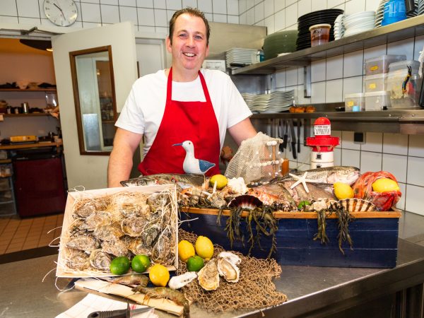 Restaurant l'Ecrin des saveurs en cuisine avec thierry les fruits de mer