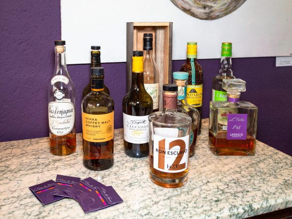Restaurant l'Ecrin des saveurs en salle les alcool fort
