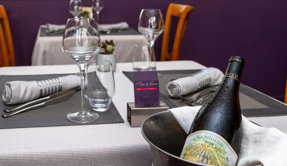 Restaurant l'Ecrin des saveurs la salle vin blanc
